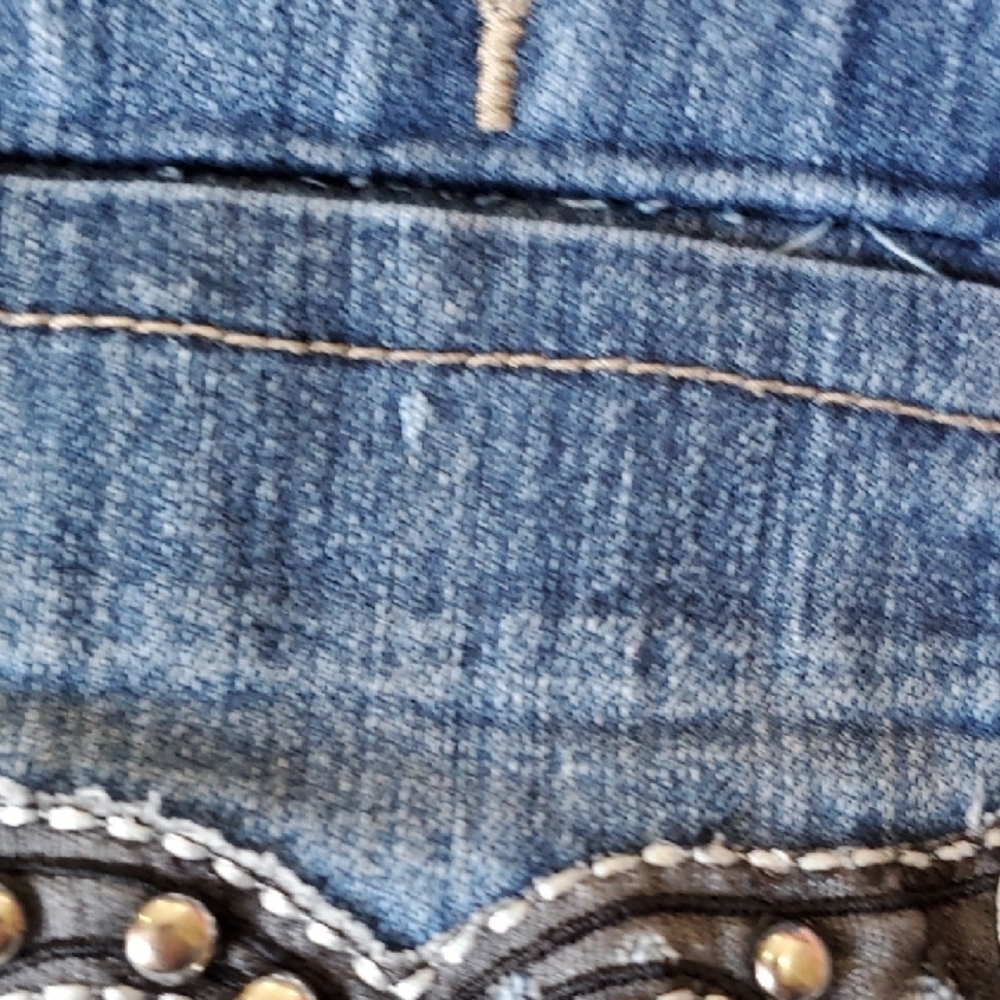 Earl Jeans Blue Denim Shorts with White Accents - Picture 10 of 11